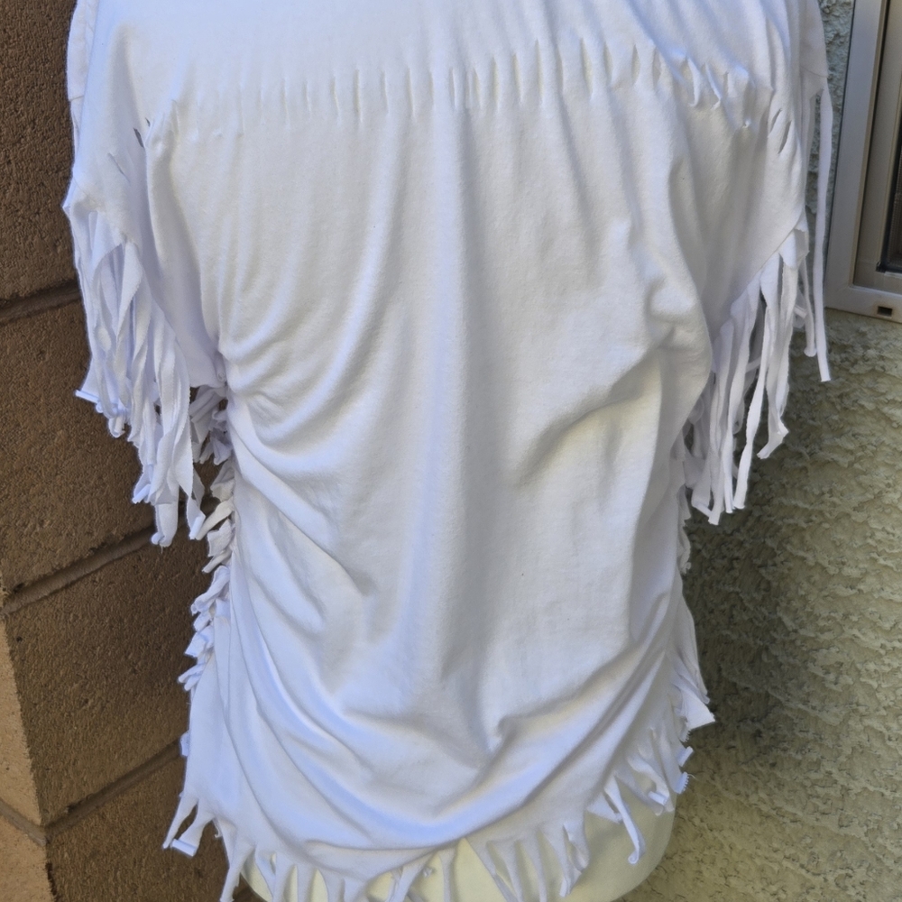 Nassau Bahamas Vintage Fringe Tee Shirt - Picture 6 of 8
